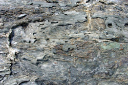 how metamorphic rocks form crsytals
