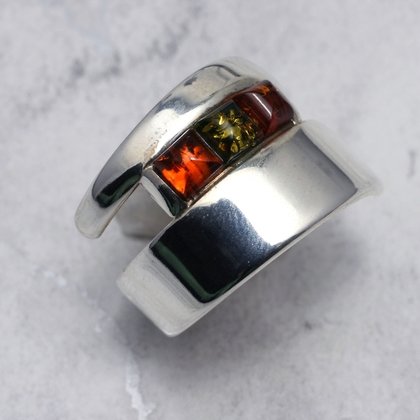 Amber & Silver Ring - Three Stones - size - UK P. USA 8.5