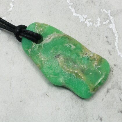 Chrysoprase Pendant & Wax Cotton Cord ~39x21mm