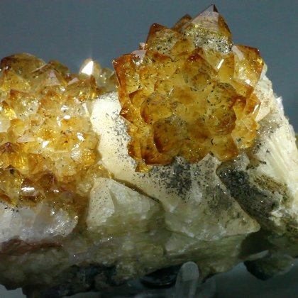 DELIGHTFUL Citrine Cluster ~81x50mm