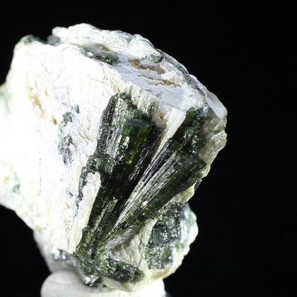 Dark Green Tourmaline in Quartz ~50mm