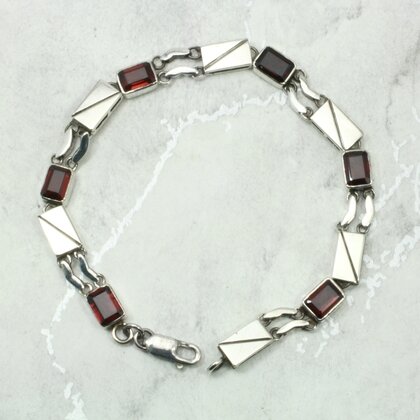 Garnet & 925 Antique Sterling Silver Rectangle Bracelet (Length 190mm)