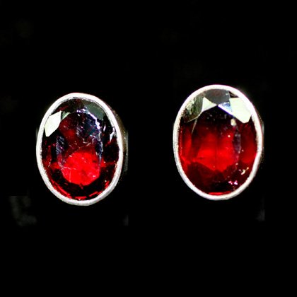 Garnet & Silver Faceted Stud Earings - 10mm