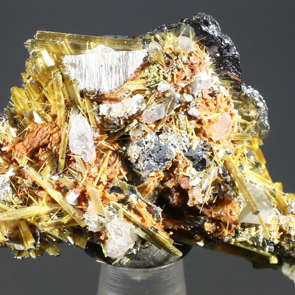 Ground Rutile Rutile