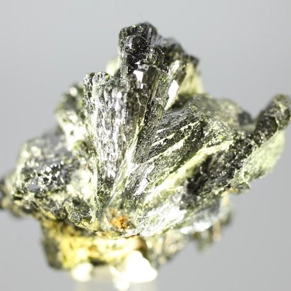Green Epidote Healing Crystal  ~33mm