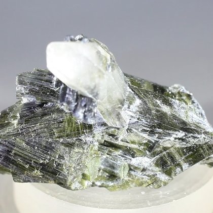 Green Tourmaline Healing Crystal (Special Grade) ~37mm