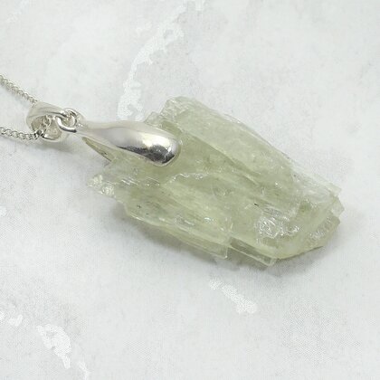 Hiddenite Healing Crystal 925 Silver Pendant ~34mm