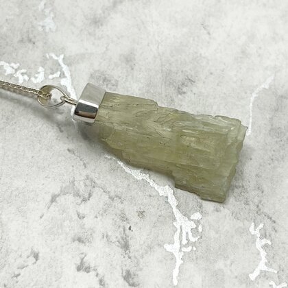 Hiddenite Healing Crystal 925 Silver Pendant ~35mm