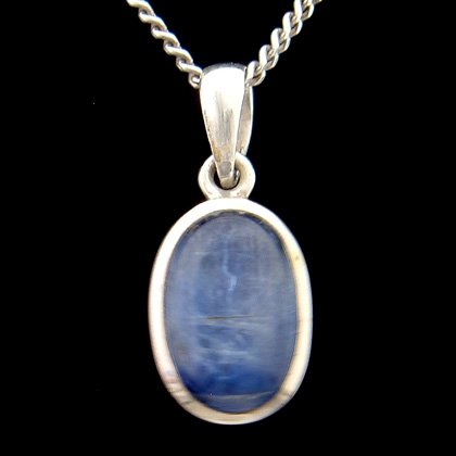 Kyanite & Silver Pendant - Oval 18mm