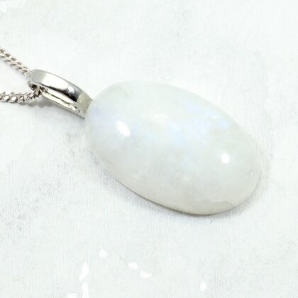 Moonstone Gemstone Pendant ~25mm