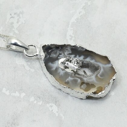 Natural Agate Geode & Quartz Point Pendant - Lucky Dip