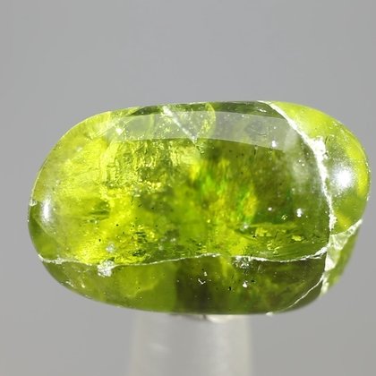 Peridot Healing Crystal (Special Grade) ~23mm