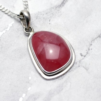 ATTRACTIVE Rhodochrosite & Silver Pendant - Freeform 25mm