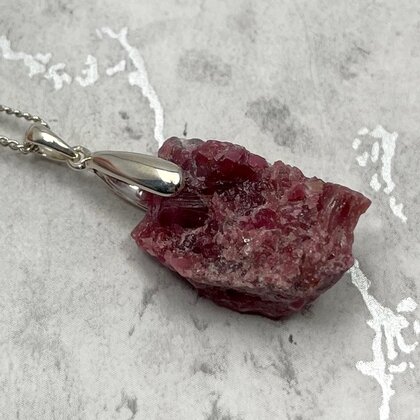 Rhodonite Healing Crystal 925 Silver Pendant ~27mm