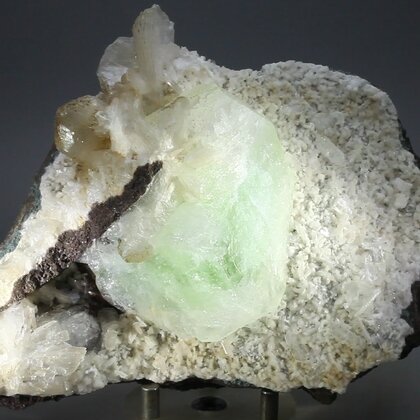 Stilbite with Apophyllite and Heulandite Cluster   ~125mm