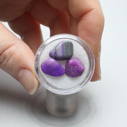 Sugilite Mini Tumblestone Chips