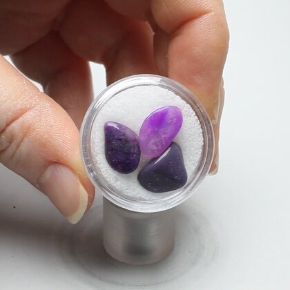 Sugilite Mini Tumblestone Chips