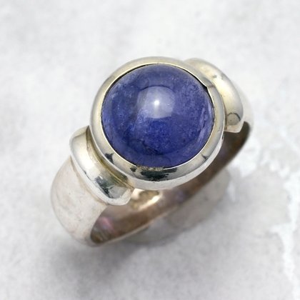 Tanzanite & Silver Ring ~ 8 US Ring Size , Q UK Ring Size