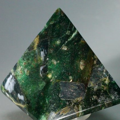 Trinity Stone Pyramid ~42mm