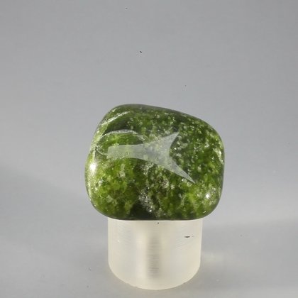 Vesuvianite (Idocrase) Tumblestone ~29mm